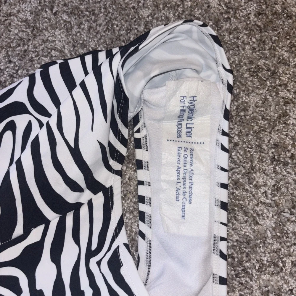 NEW Orig$139 Ruby Ribbon Zebra St Tropez 1 Piece Swim Bathing Suit 14 NWT